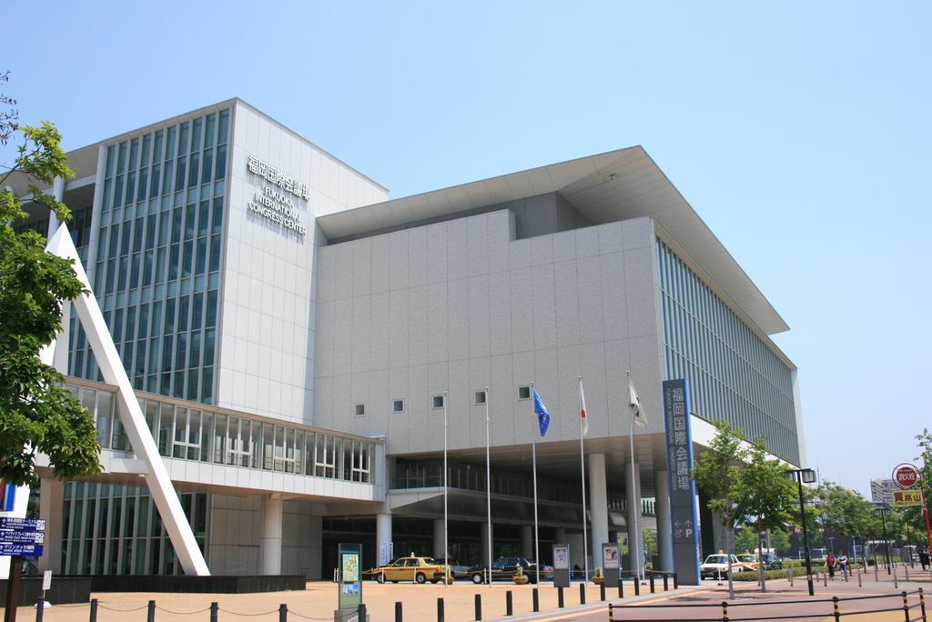 Fukuoka Sun Palace Hotel & Hall Exteriör bild